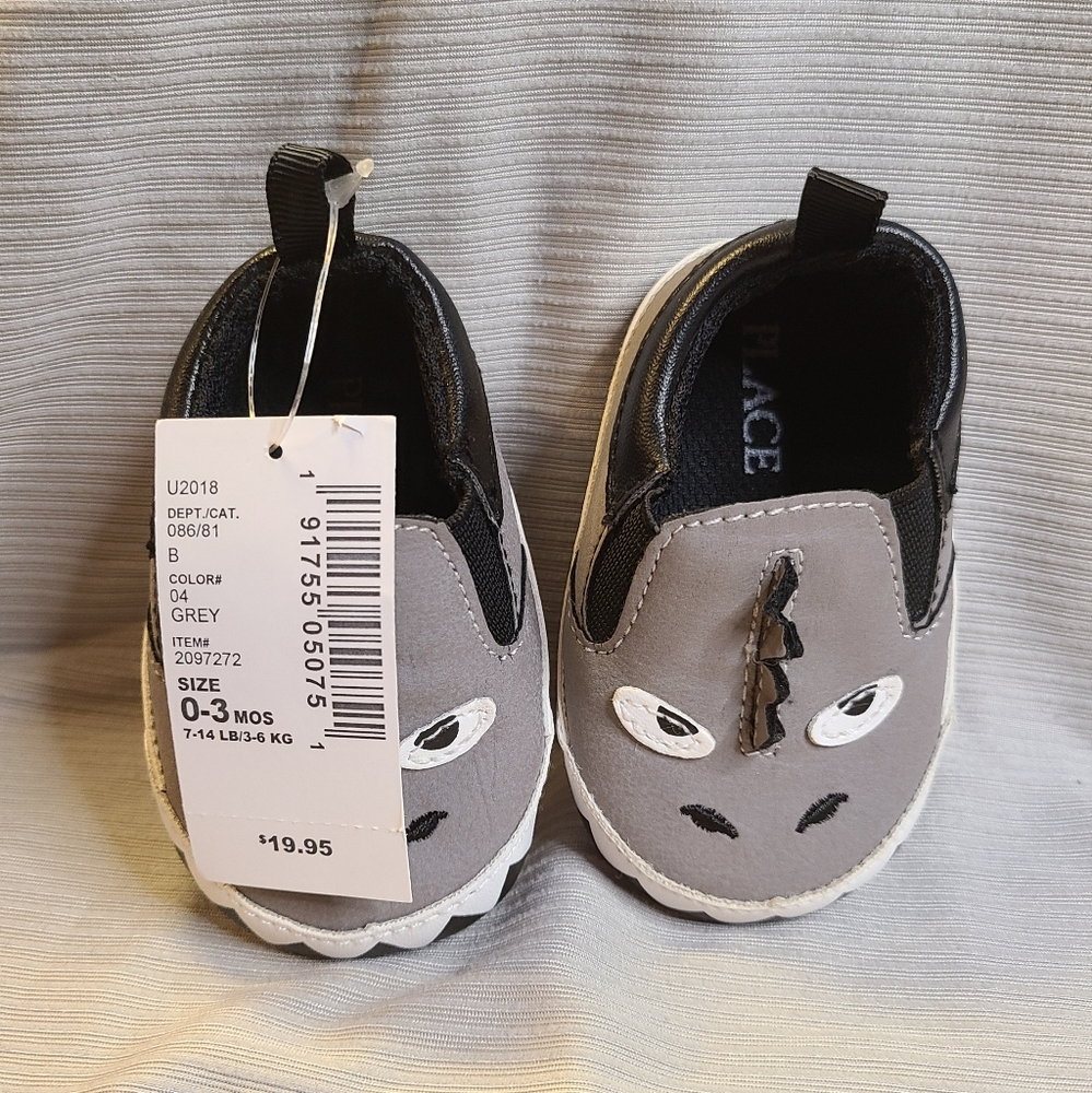 Children's Place Dinosaur Crib Shoes - Picture 6 of 8